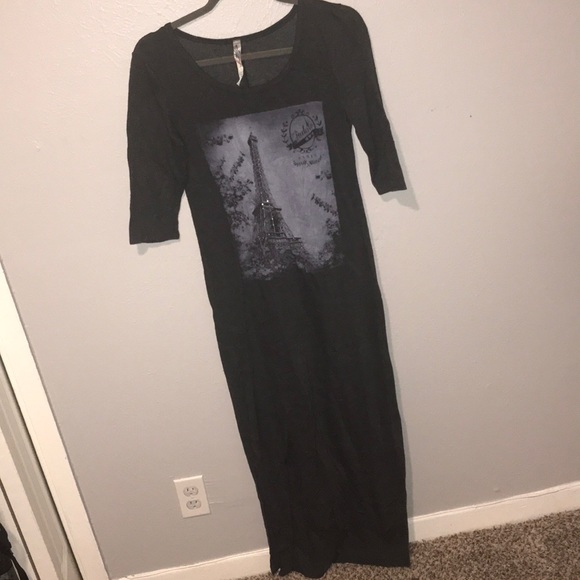 Dress - Picture 1 of 3